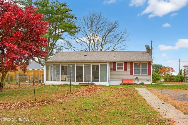 $825,000 | 5 Buckalew Drive, New Egypt, NJ 08533