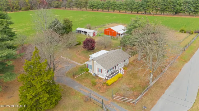 $825,000 | 5 Buckalew Drive, New Egypt, NJ 08533