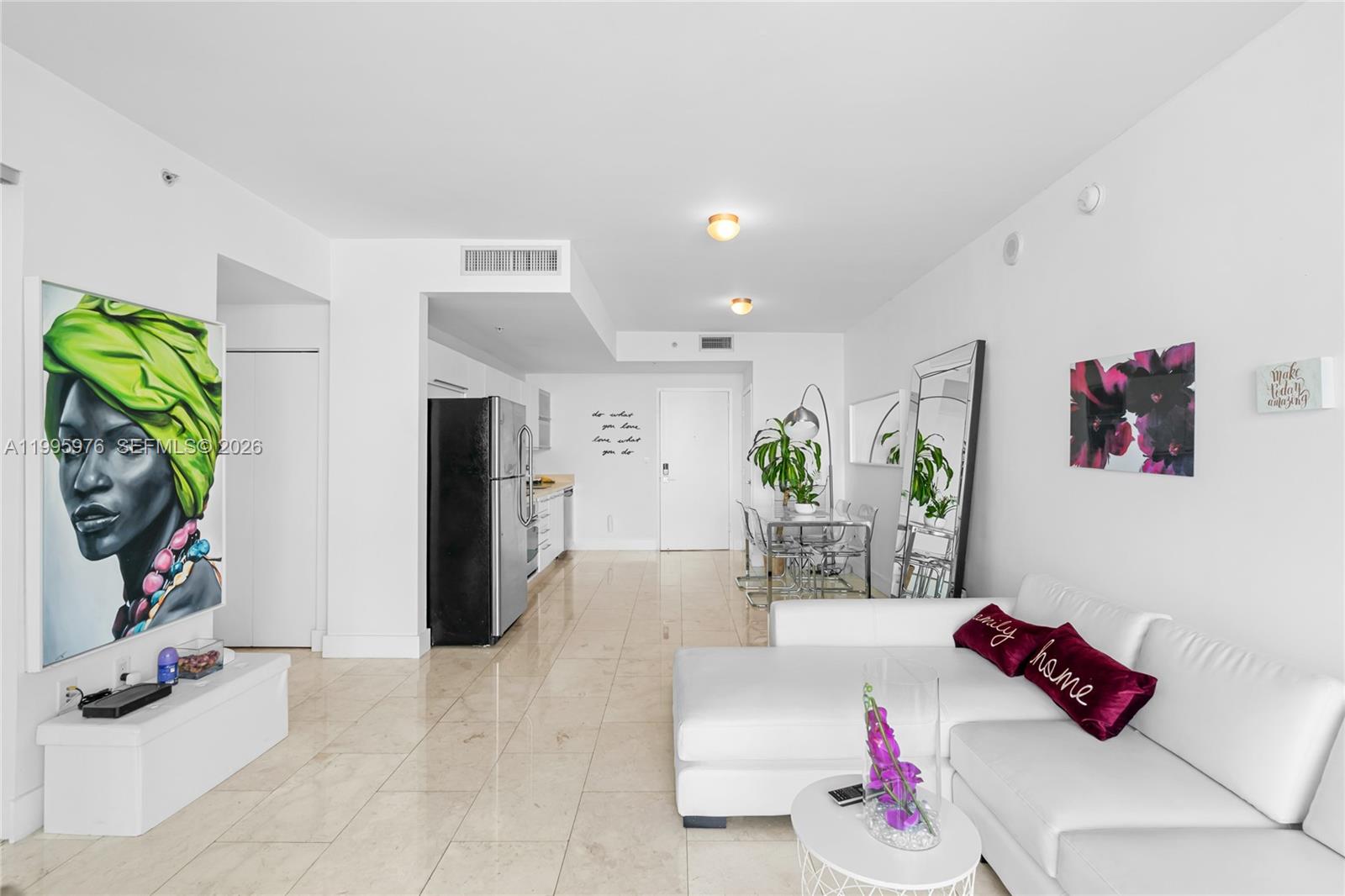 90 Southwest 3rd Street, Unit 1209 Miami, FL 33130 - Photo 9 of 33 Photo 9