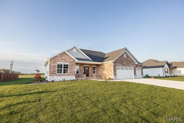 $599,900 | 1192 Widgeon Drive, Mascoutah, IL 62258