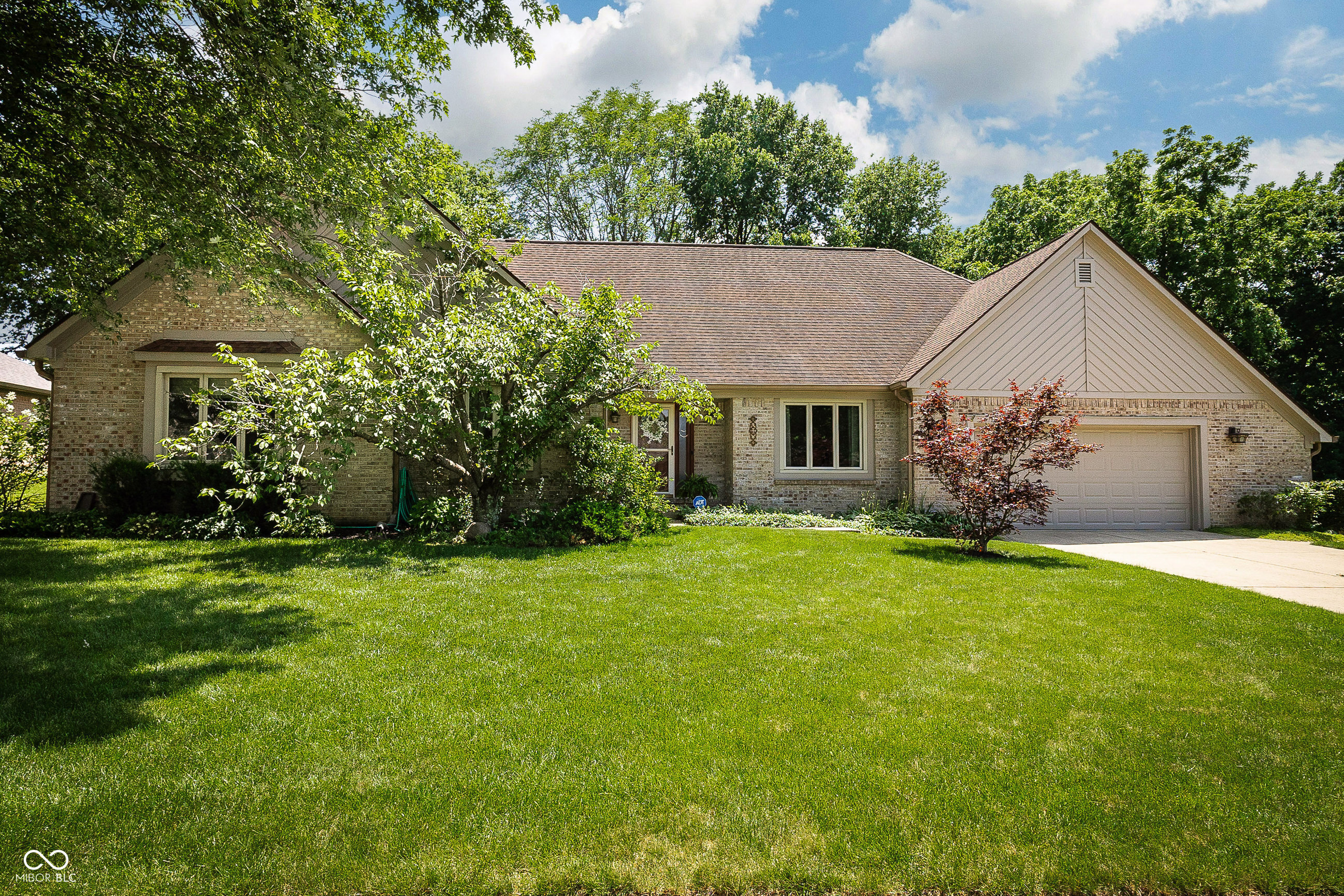 6767 Romeo Drive Avon, IN 46123 - Photo 1 of 56