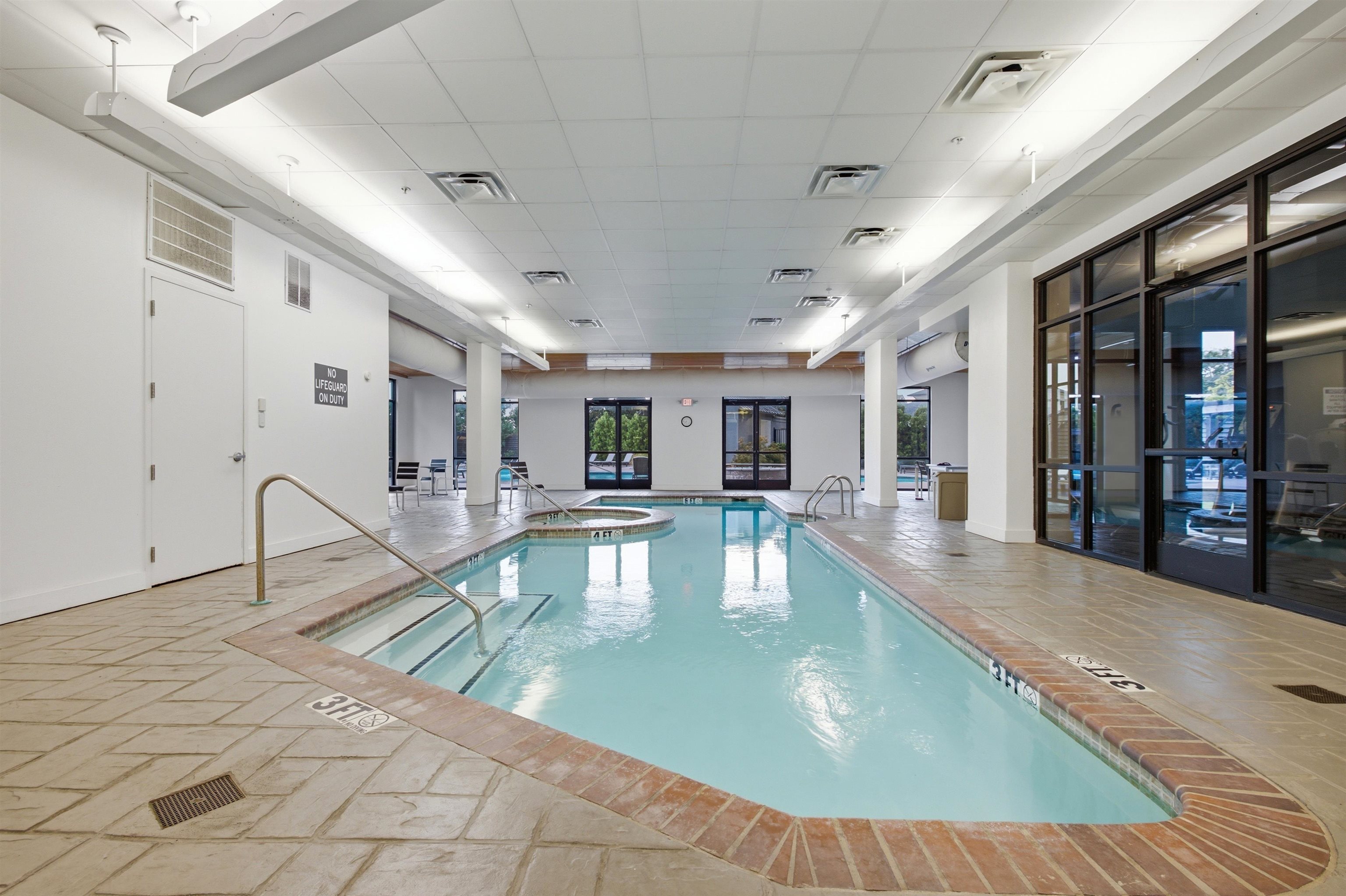 717 Riverside Drive, Unit 1302 Memphis, TN 38103 - Photo 21 of 40 Gallery Image 21