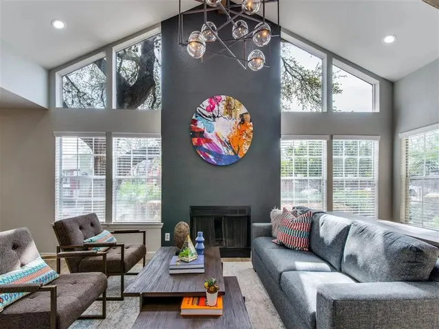 $1,115 | 7610 Cameron Road, Unit 2094, Austin, TX 78752