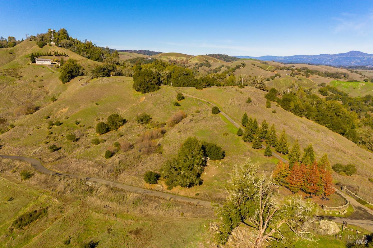 2365 Sweetwater Springs Road Healdsburg, CA 95448 - Photo 27 of 37
