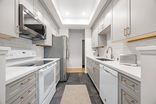 $1,200,000 | 2229 Armada Way, San Mateo, CA 94404