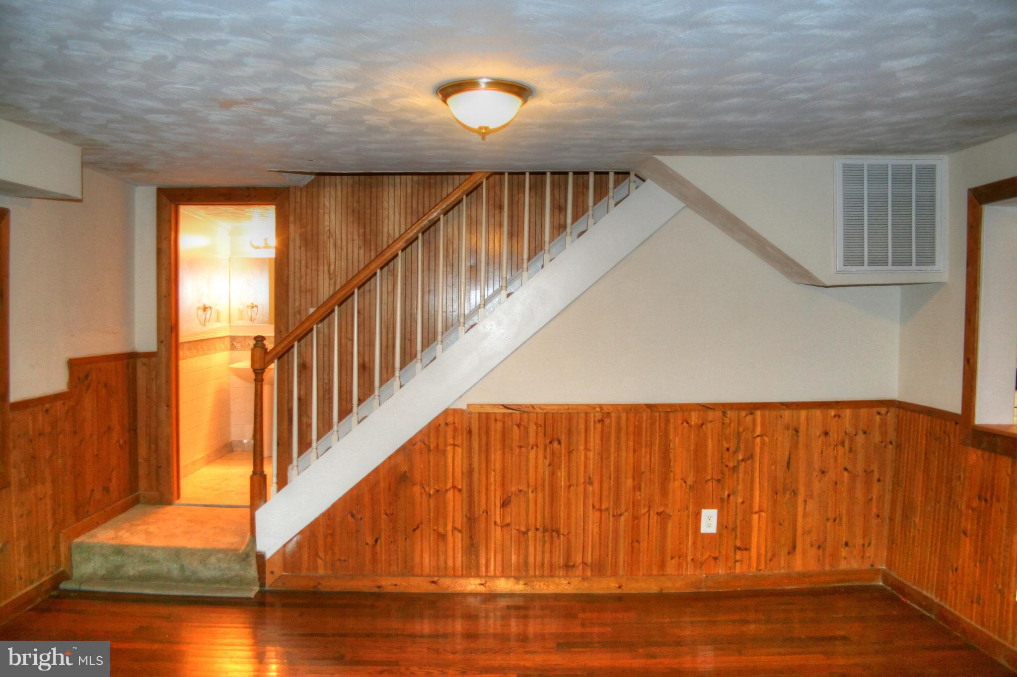 15501 Brandywine Road Brandywine, MD 20613 - Photo 8 of 16 Interior (General)