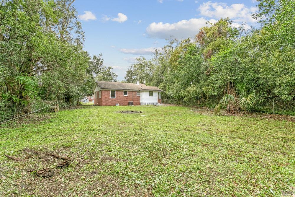 1447 Pullen Road Jacksonville, FL 32216 - Photo 33 of 34 Gallery Image 33