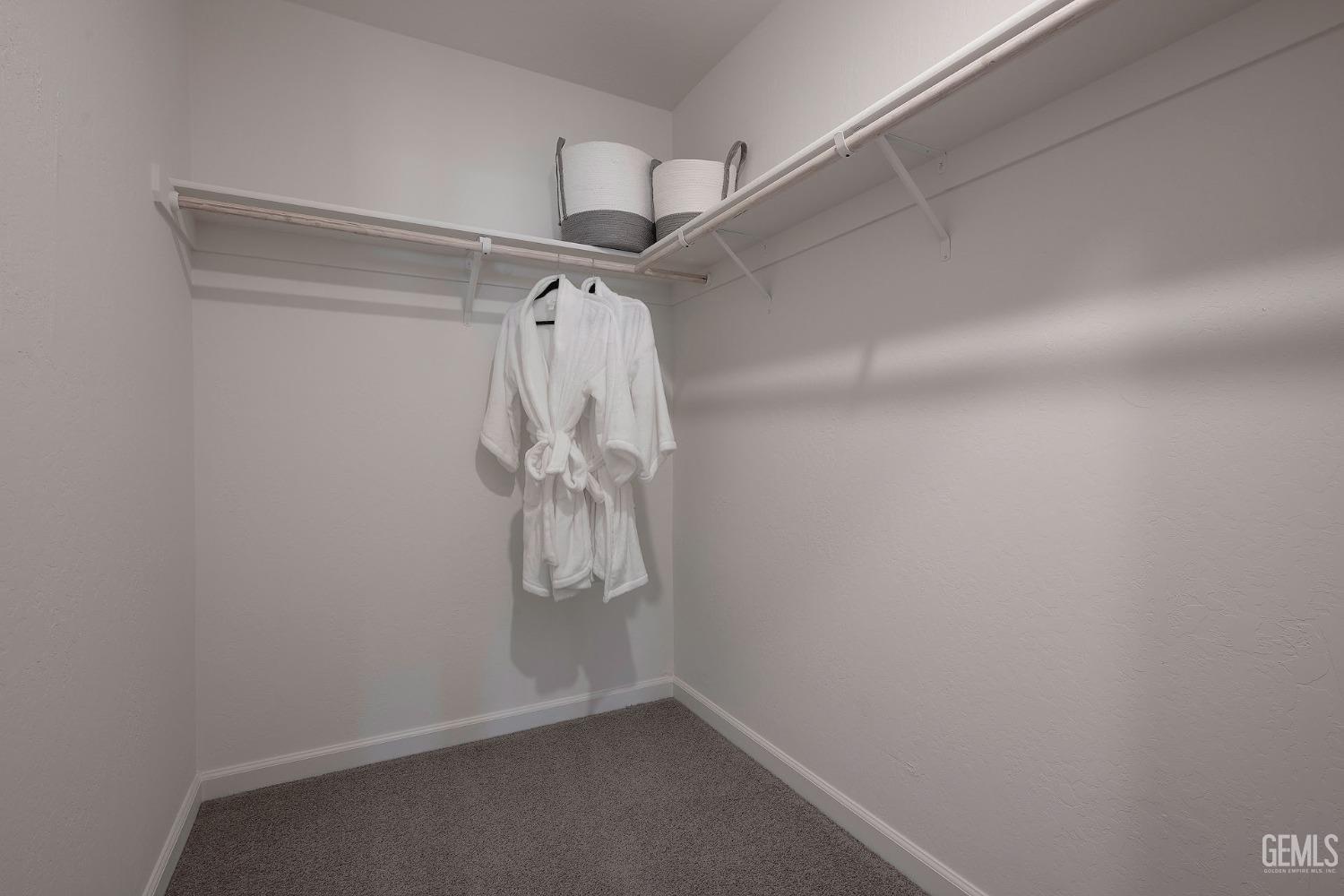 Undisclosed Address Bakersfield, CA 93313 - Photo 14 of 19 a view of a small room