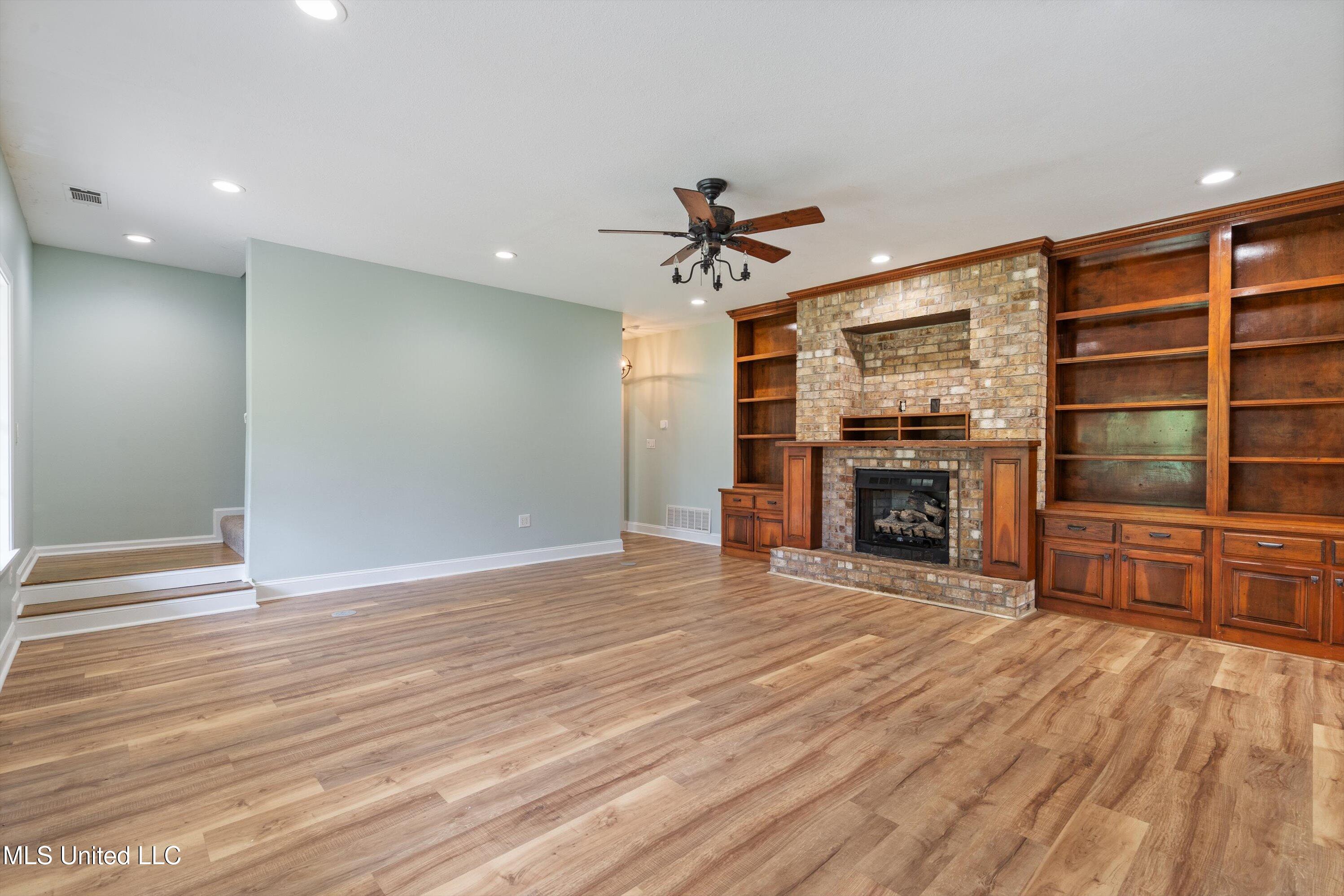 9640 Barbee Road Hernando, MS 38632 - Photo 5 of 29 05-DSC6227