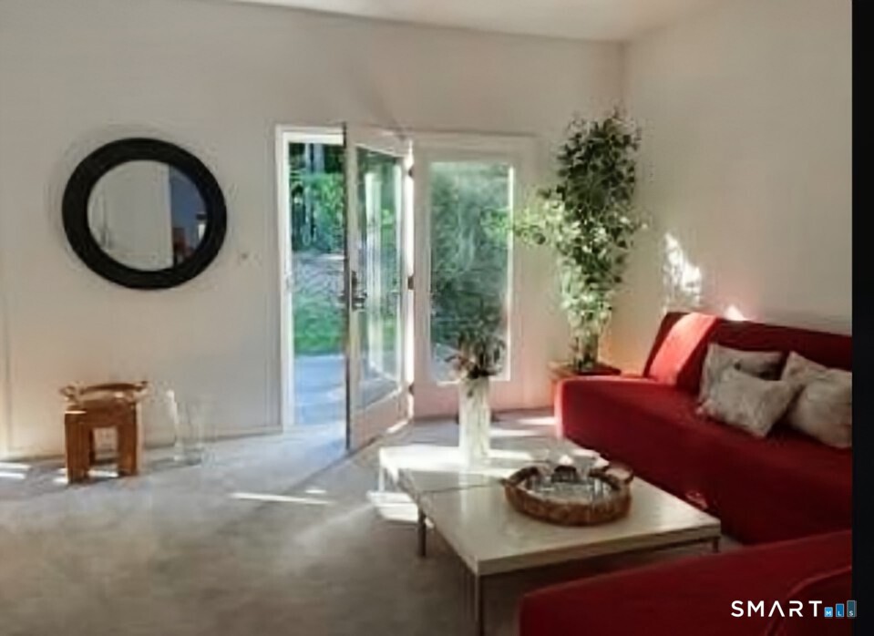 17a Ludlow Road, Unit A Westport, CT 06880 - Photo 15 of 36 Gallery Image 15