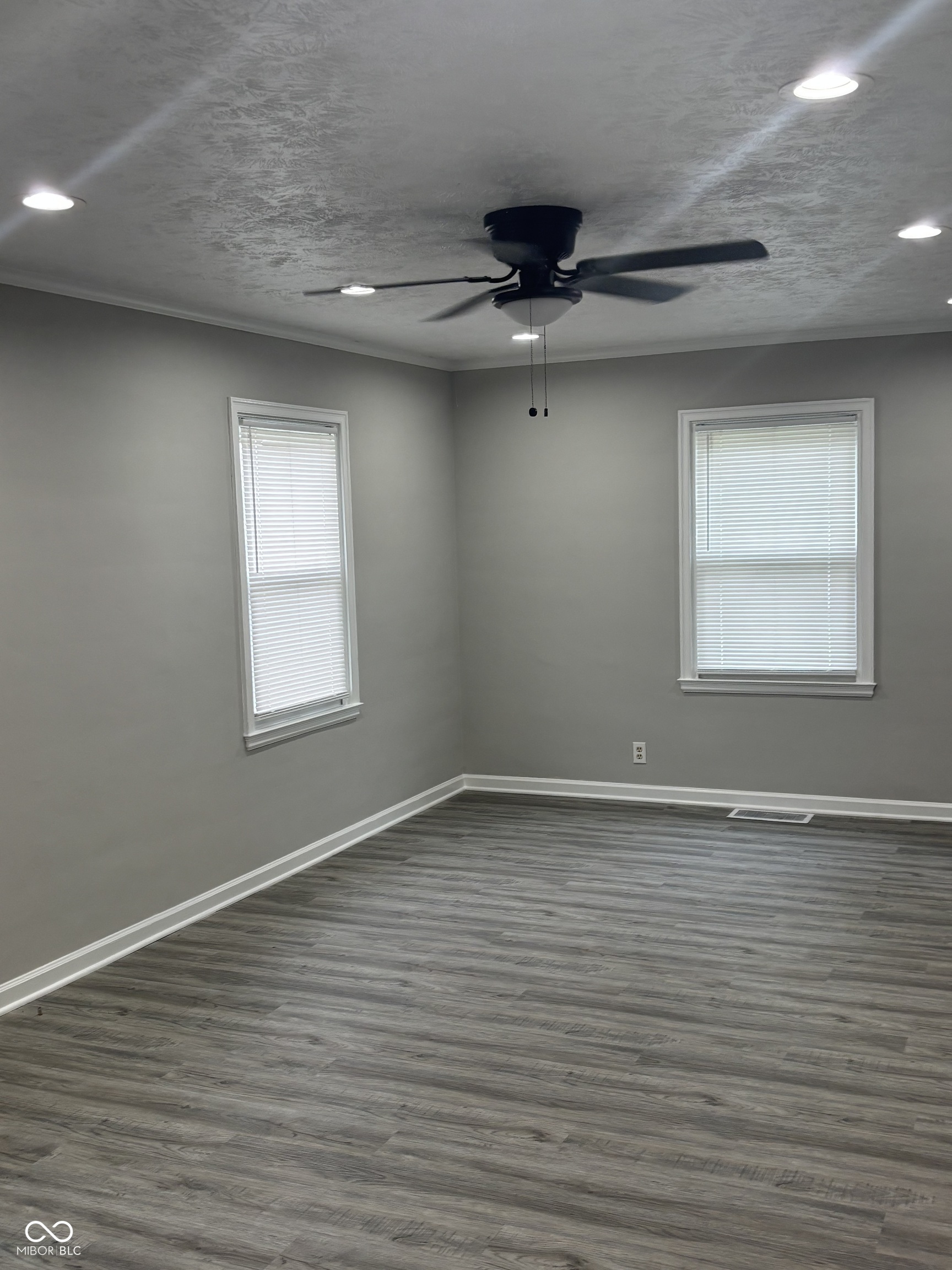 1223 East Thompson Road Indianapolis, IN 46227 - Photo 12 of 49