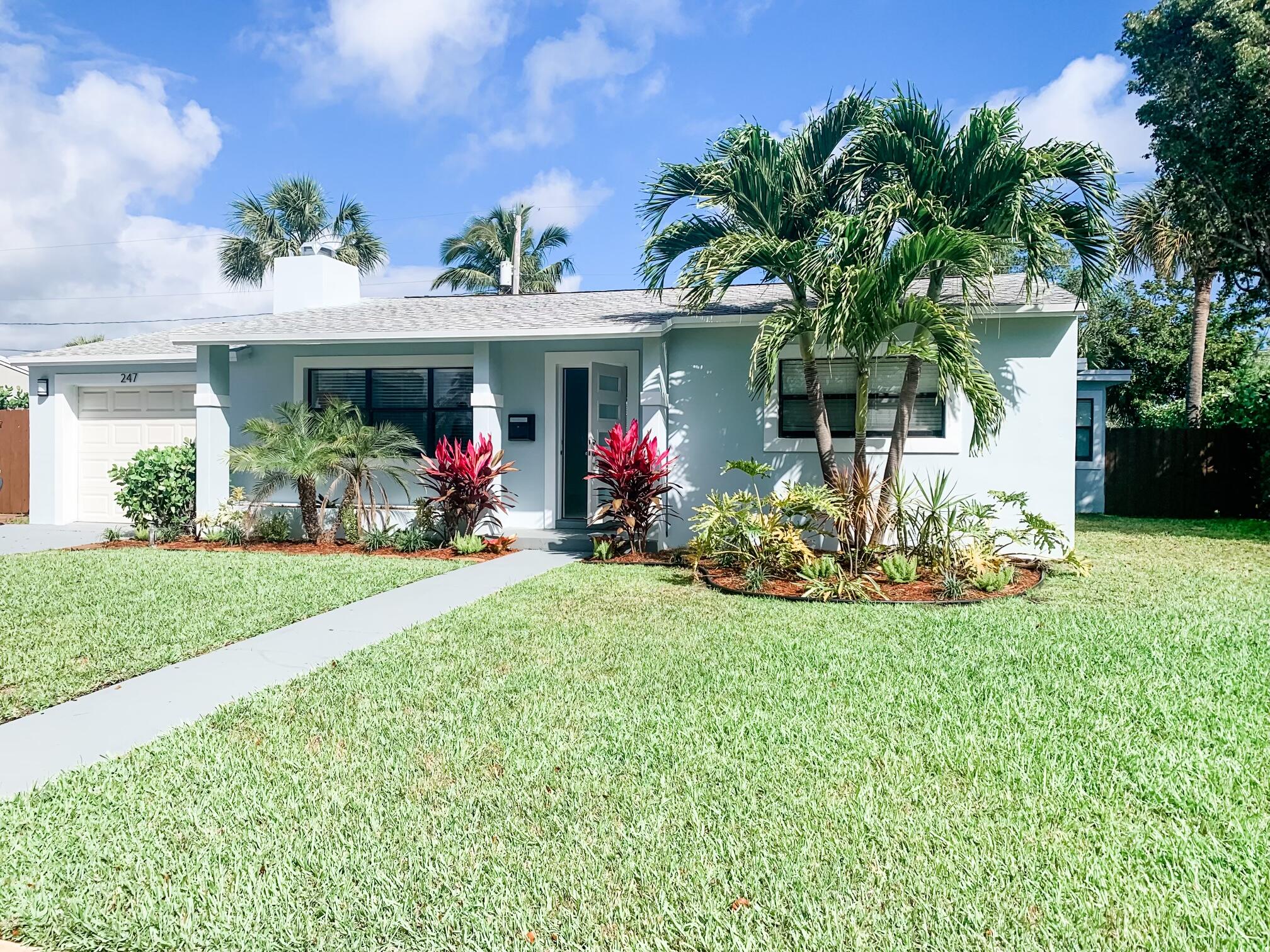 247 Forest Hill Boulevard West Palm Beach, FL 33405 - Photo 2 of 18 Street view