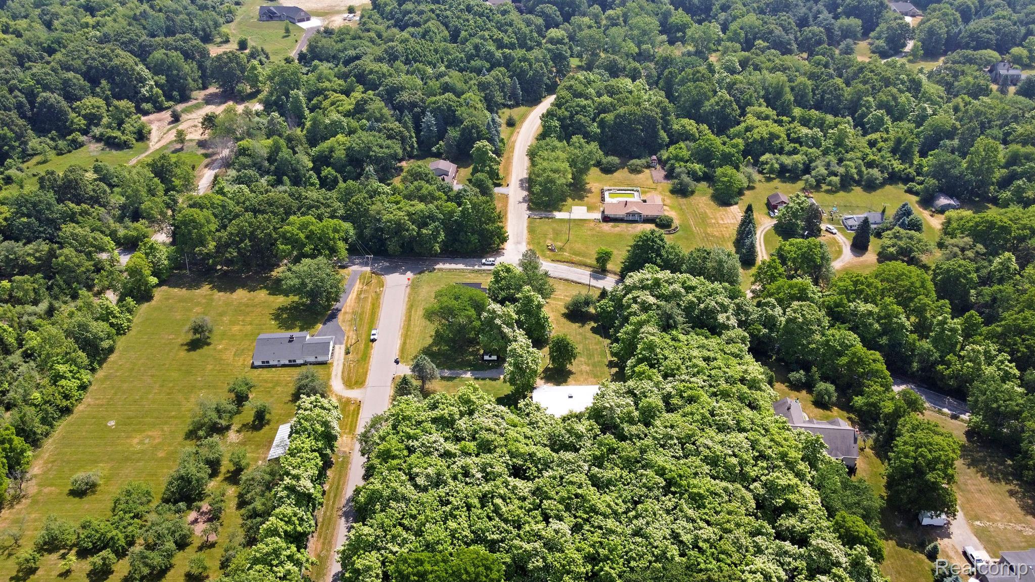 11347 Hartland Road Fenton, MI 48430 - Photo 45 of 60 Gallery Image 45