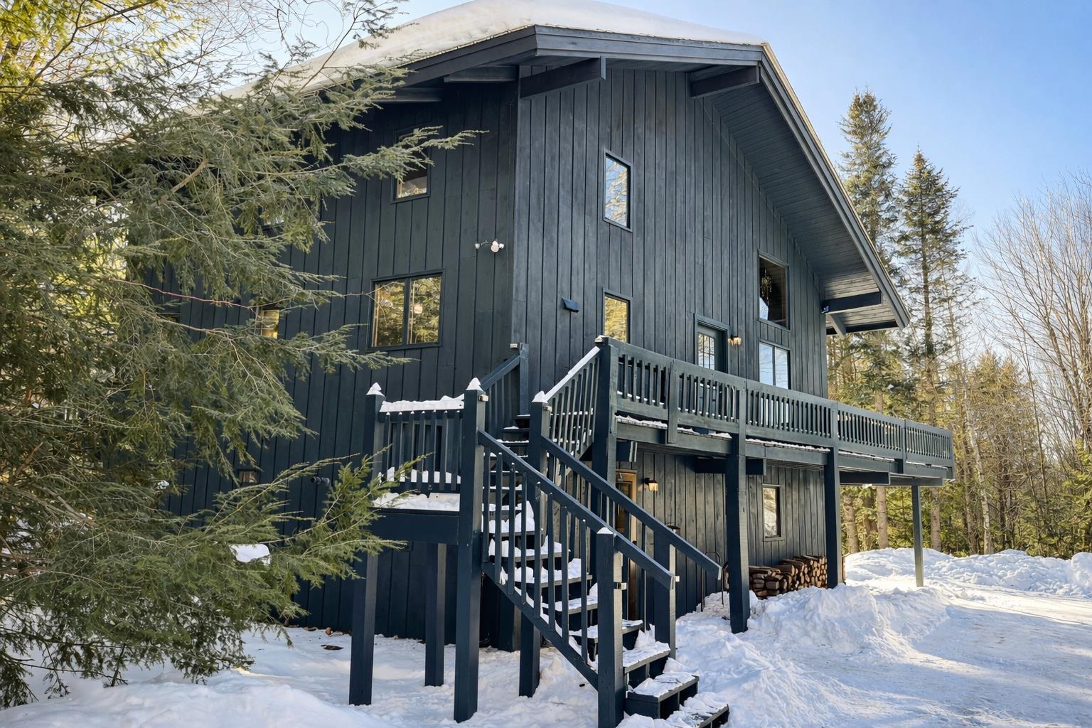 373 Highway 11 Londonderry, VT 05148 - Photo 3 of 29