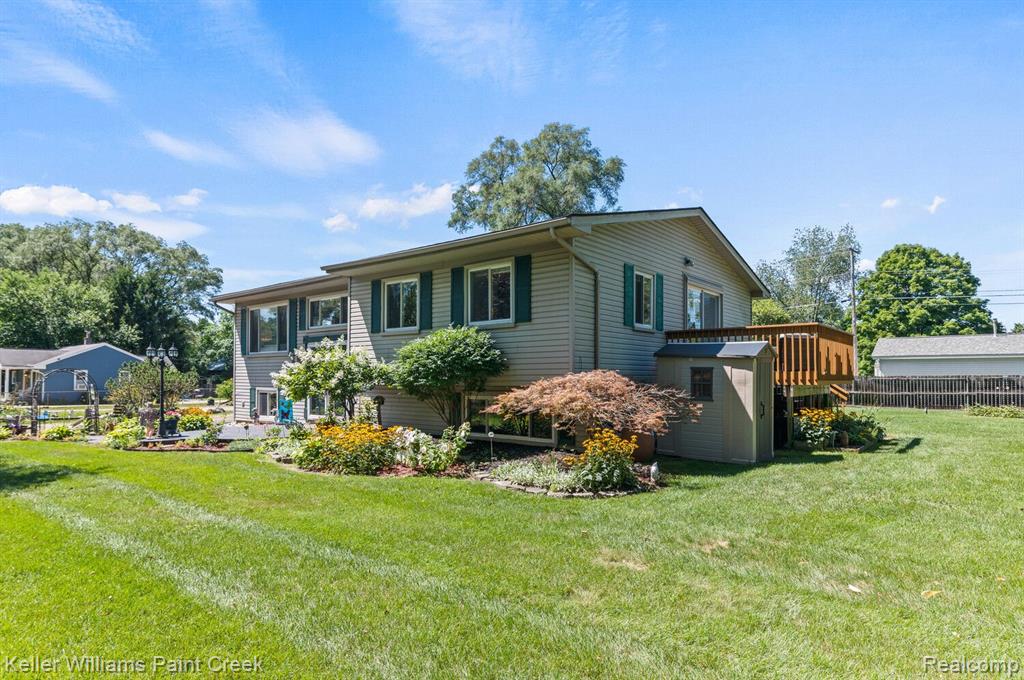 2550 Hessel Avenue Rochester Hills, MI 48307 - Photo 34 of 35