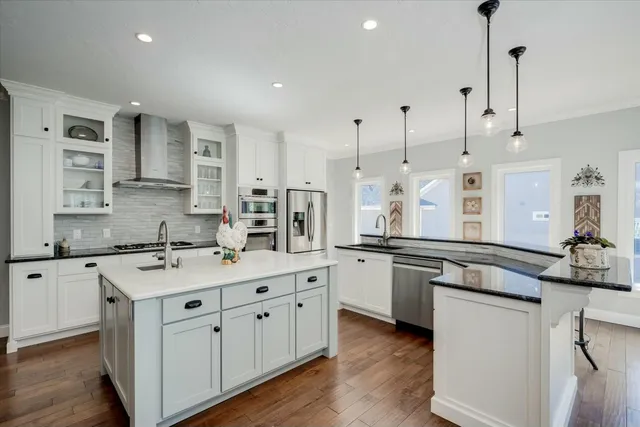 $1,169,500 | 111 Stonebridge Loop, McCormick, SC 29835