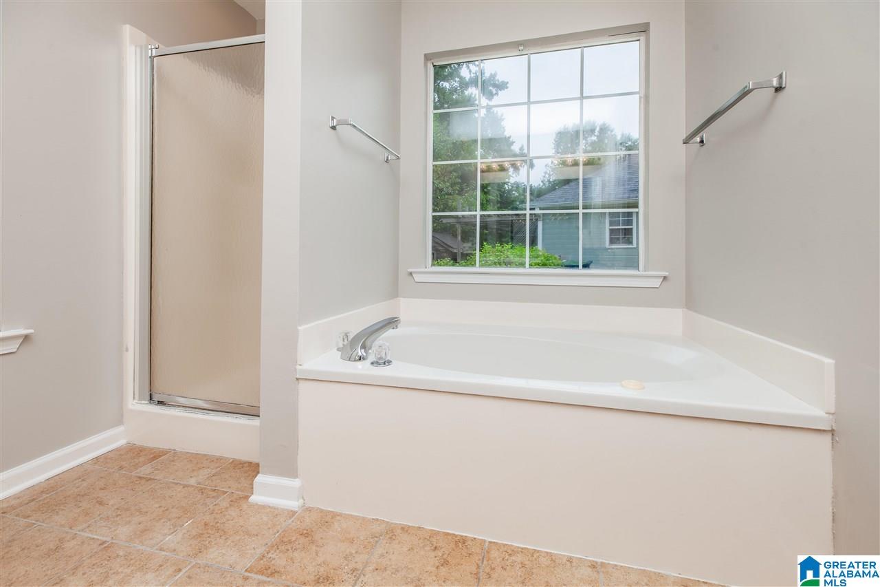 112 Lake Terrace Alabaster, AL 35007 - Photo 22 of 33