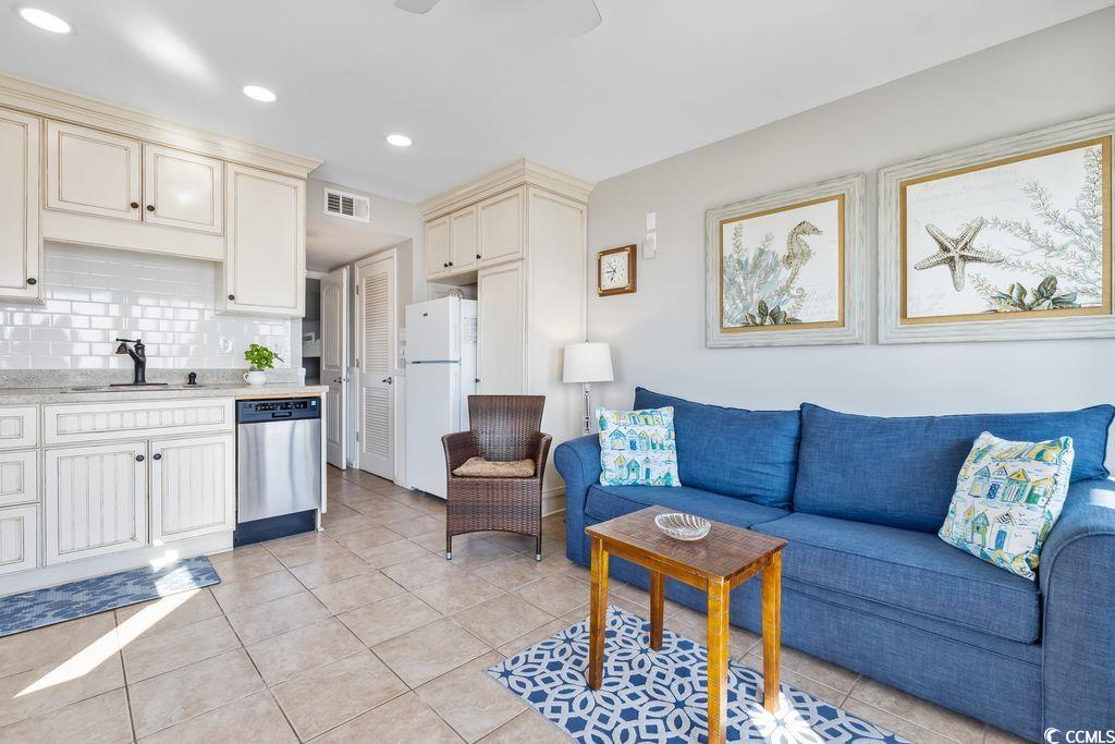 116 South Waccamaw Drive, Unit 207 Murrells Inlet, SC 29576 - Photo 10 of 26