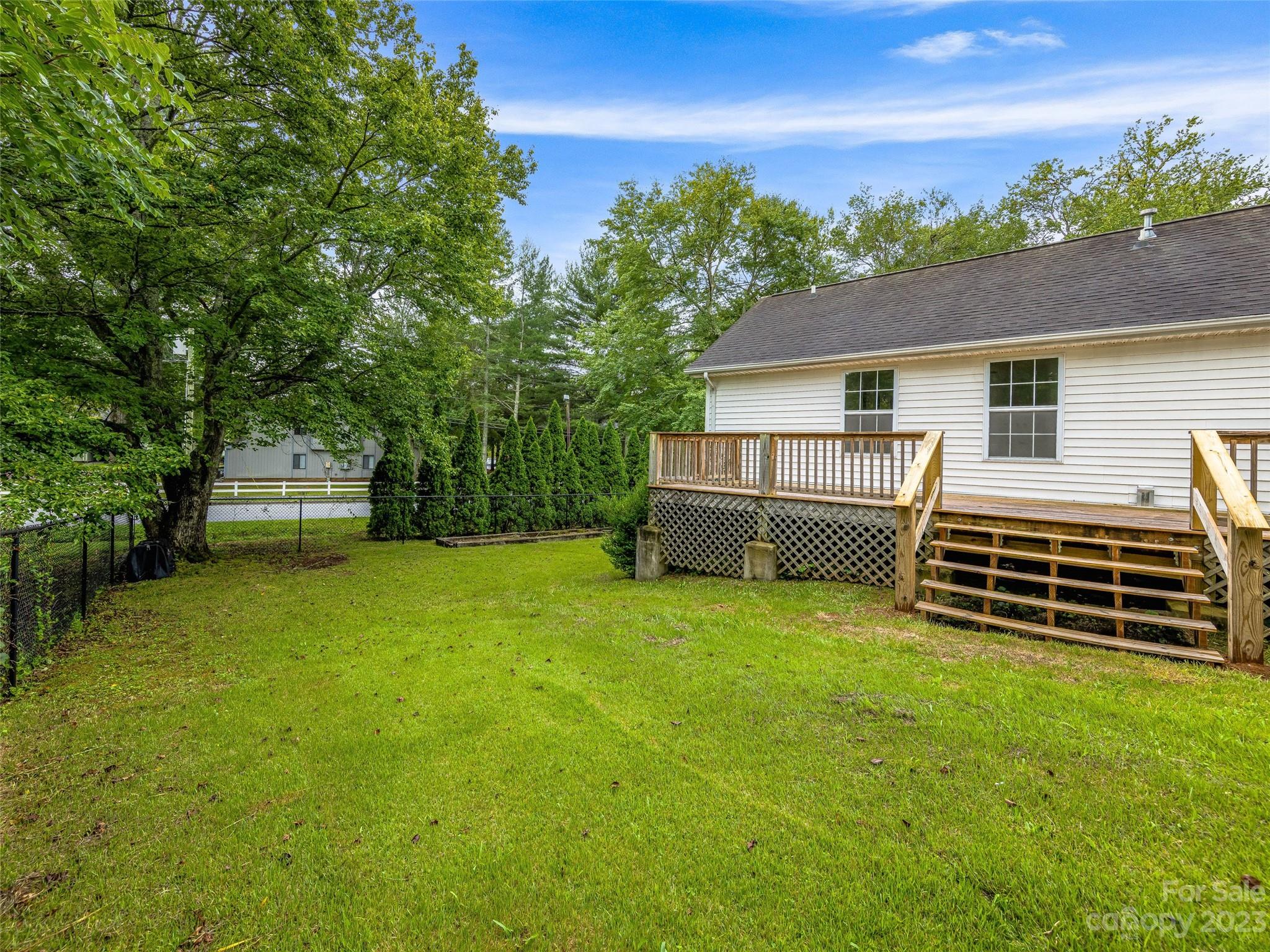 221 Jordan Road Brevard, NC 28712 - Photo 25 of 29 Gallery Image 25