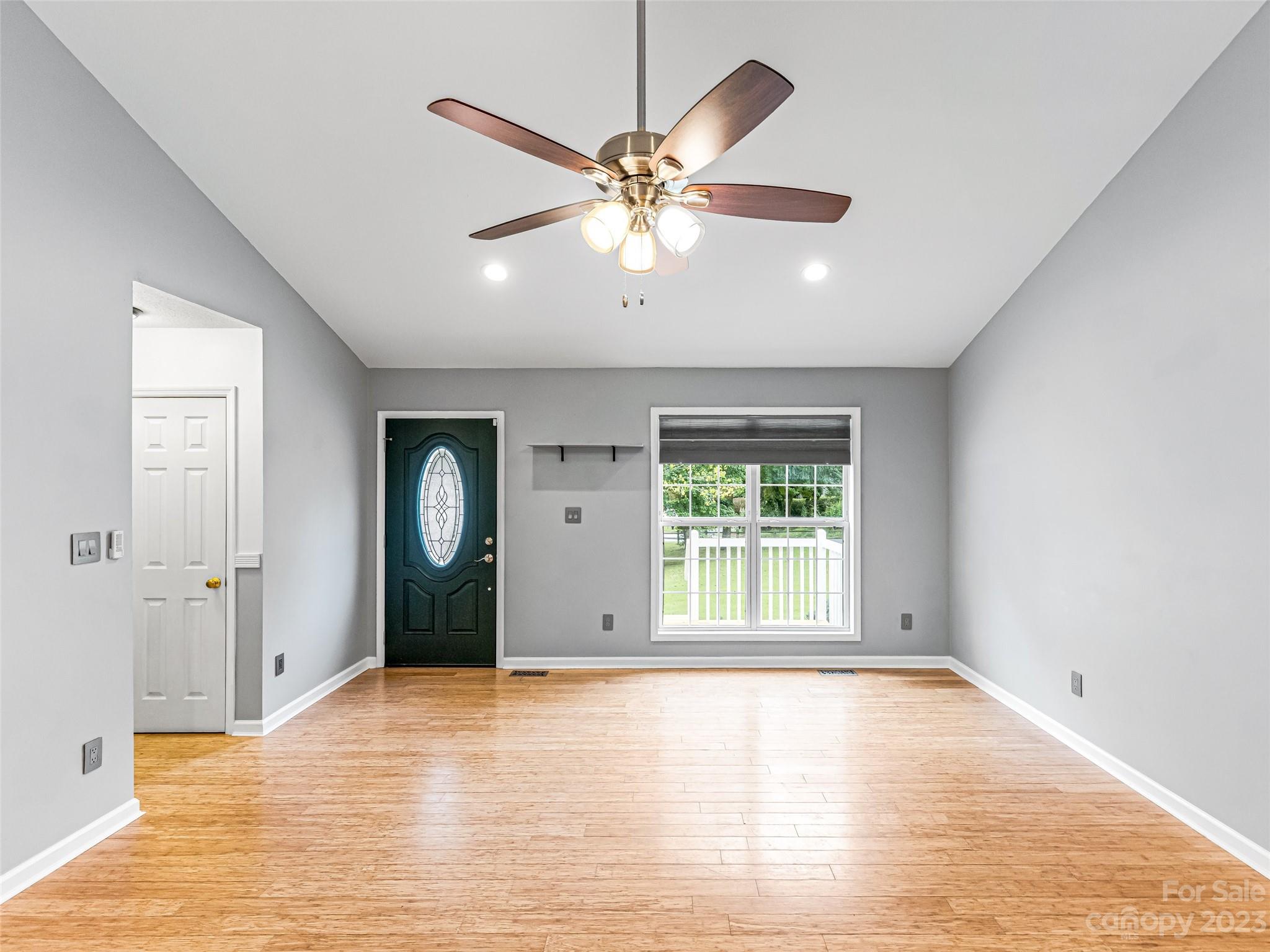 221 Jordan Road Brevard, NC 28712 - Photo 5 of 29 Gallery Image 5