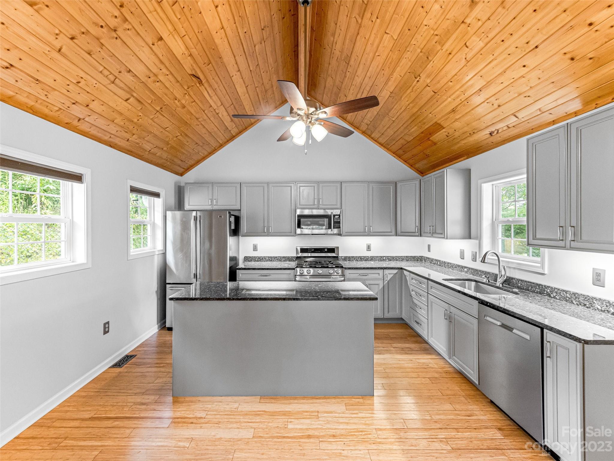 221 Jordan Road Brevard, NC 28712 - Photo 8 of 29 Gallery Image 8
