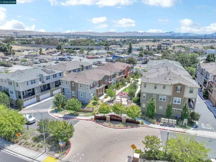$725,000 | 601 Tierney Place, Martinez, CA 94553