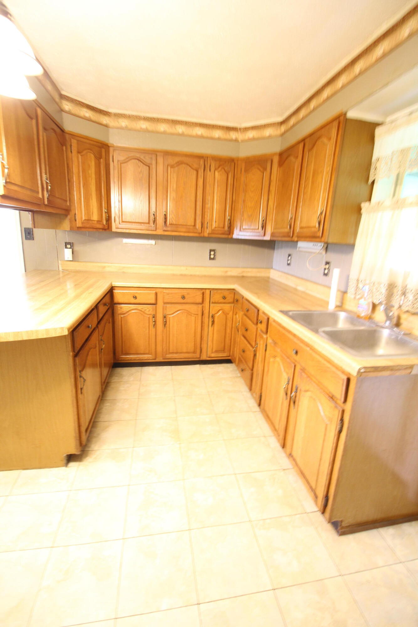 285 Compton Road Jeffersonville, KY 40337 - Photo 15 of 41 Kitchen