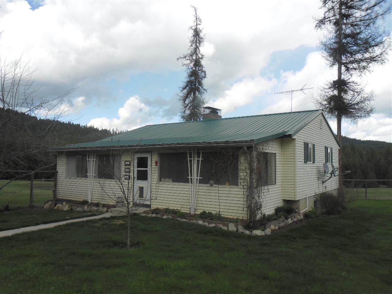 5198 Gennett Road Springdale, WA 99173 - Photo 1 of 20
