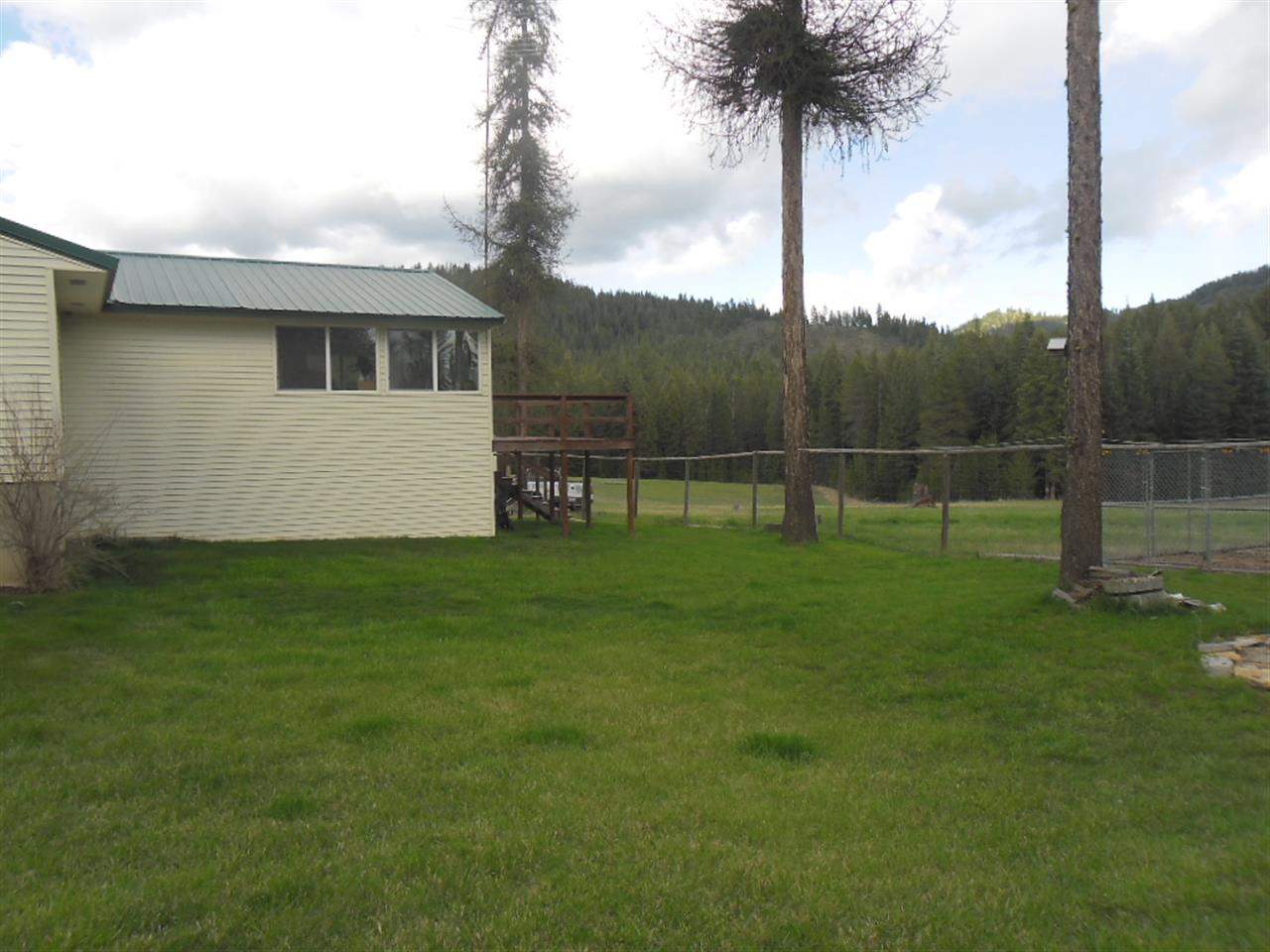 5198 Gennett Road Springdale, WA 99173 - Photo 4 of 20