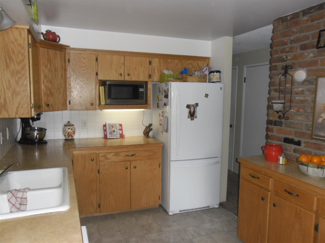 5198 Gennett Road Springdale, WA 99173 - Photo 9 of 20