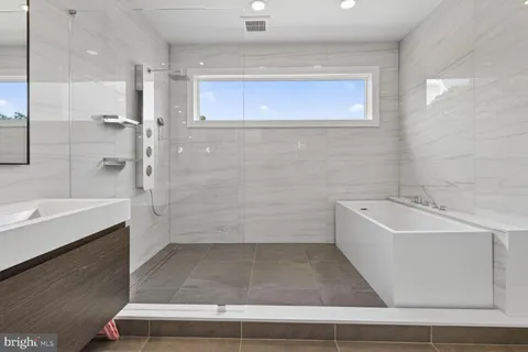 $3,699,900 | 4512 Salem Lane Northwest, Washington, DC 20007