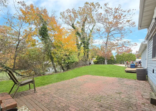 $429,000 | 170 Forge Road, Calverton, NY 11933