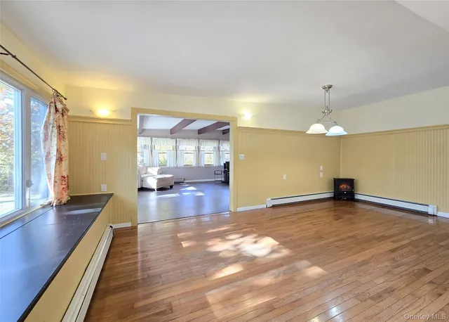 $429,000 | 170 Forge Road, Calverton, NY 11933