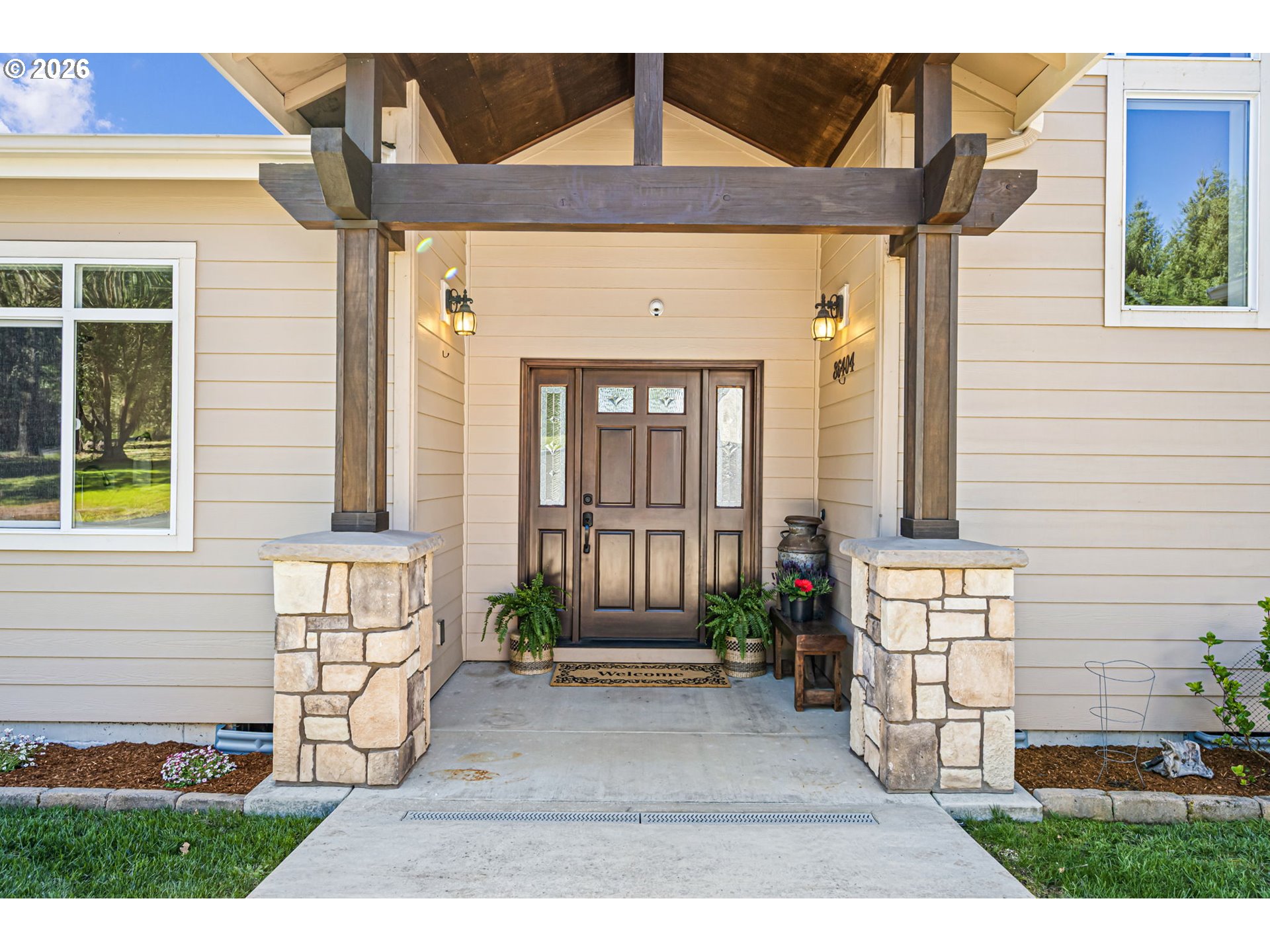 86404 Bailey Hill Road Eugene, OR 97405 - Photo 4 of 47