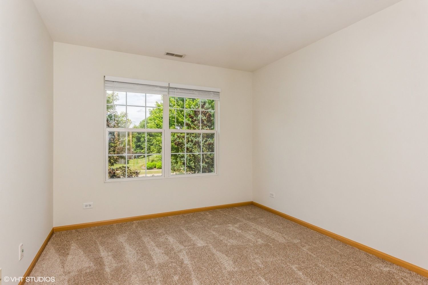 24226 Walnut Circle Plainfield, IL 60585 - Photo 11 of 16