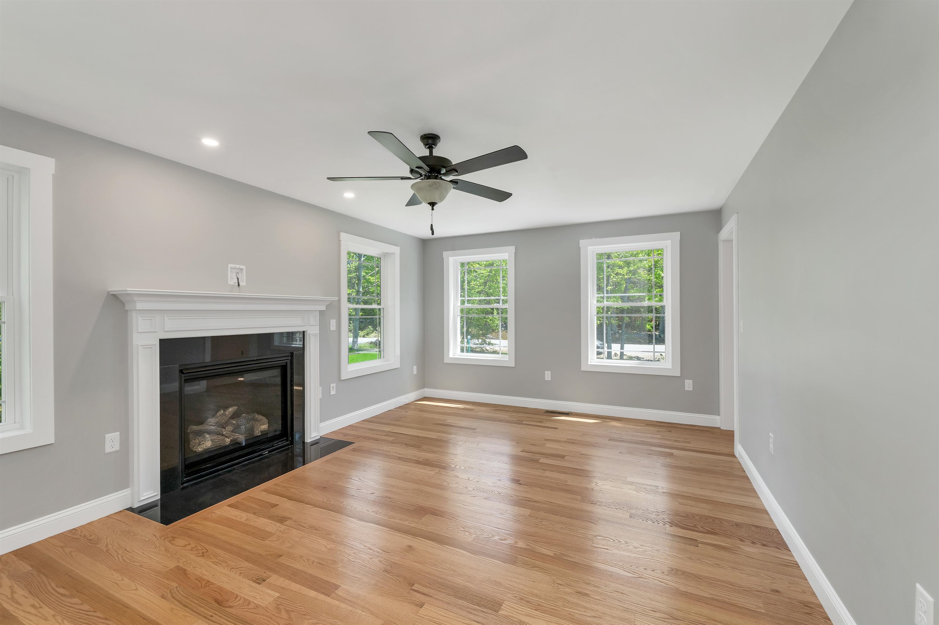 15 Bald Hill Road Raymond, NH 03077 - Photo 11 of 53