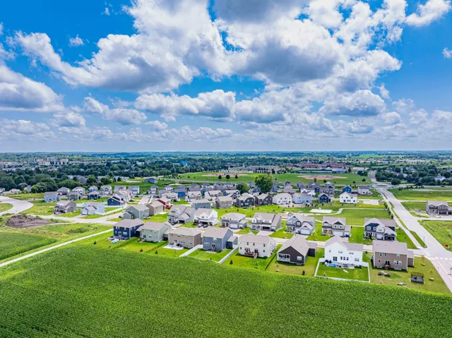 $549,900 | 830 Foxglove Terrace, Waconia, MN 55387