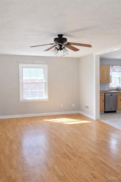 413 Rosedale Avenue Union, MO 63084 - Photo 3 of 17