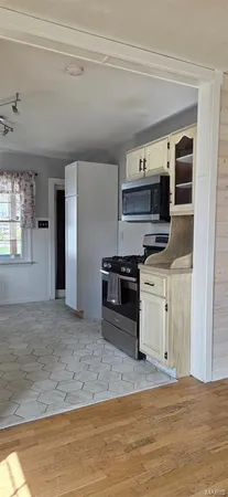 $241,900 | 413 Rosedale Avenue, Union, MO 63084