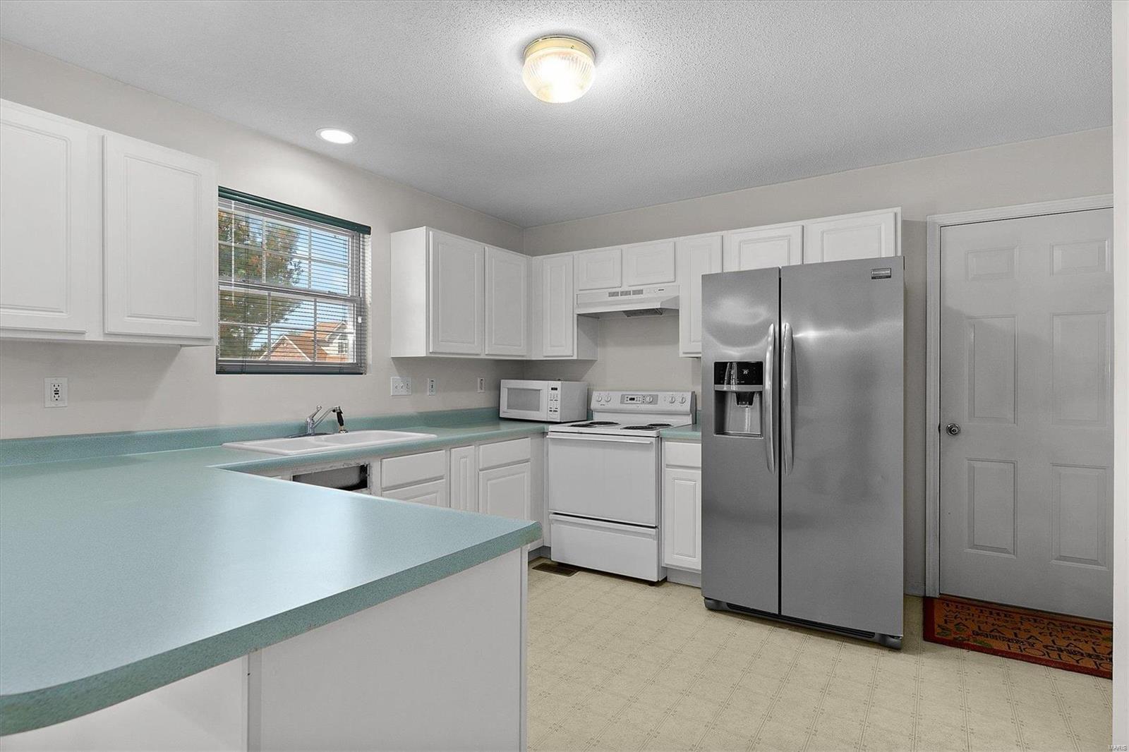 349 Ratz Drive Granite City, IL 62040 - Photo 8 of 26 Gallery Image 8