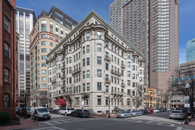 $585,000 | 8 Garrison Street, Unit 311, Boston, MA 02116