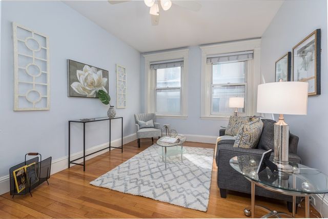 $585,000 | 8 Garrison Street, Unit 311, Boston, MA 02116