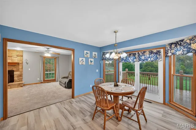 $589,900 | 23 Prairie Crossing Drive, St. Paul, MO 63366