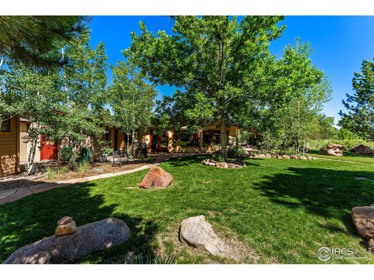 3396 Plateau Road Longmont, CO 80503 - Photo 26 of 40 Private backyard