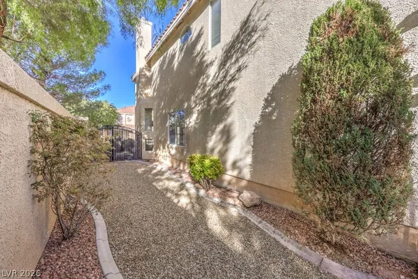 $3,995 | 9589 Ancala Hollow Court, Las Vegas, NV 89148