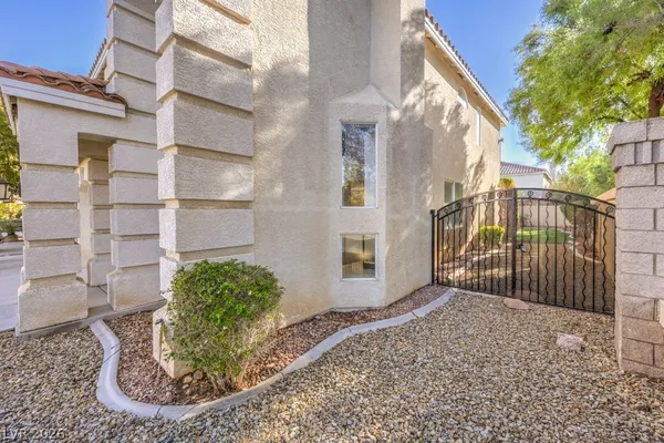 $3,995 | 9589 Ancala Hollow Court, Las Vegas, NV 89148