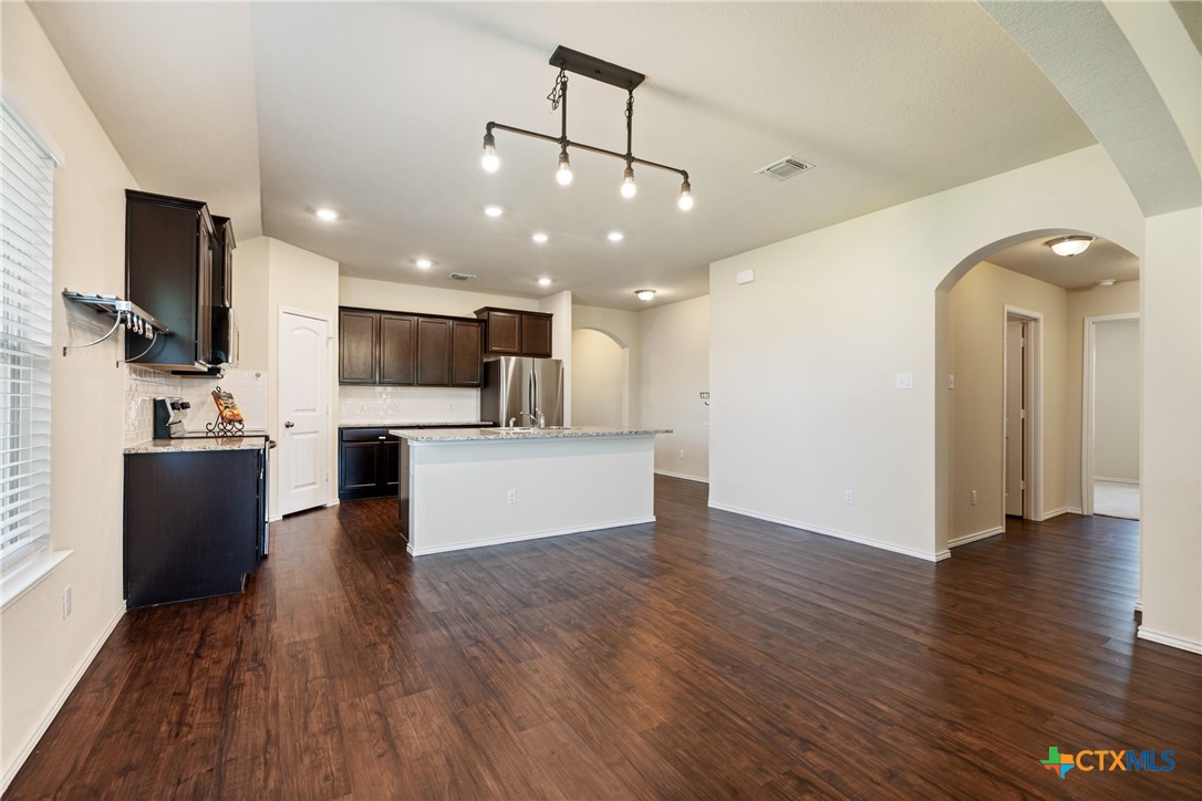 152 Beth Ann Loop Taylor, TX 76574 - Photo 16 of 40