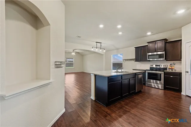 $338,000 | 152 Beth Ann Loop, Taylor, TX 76574