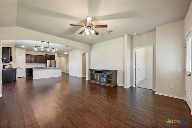 $338,000 | 152 Beth Ann Loop, Taylor, TX 76574