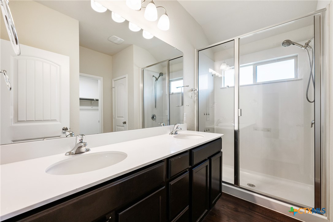 152 Beth Ann Loop Taylor, TX 76574 - Photo 26 of 40